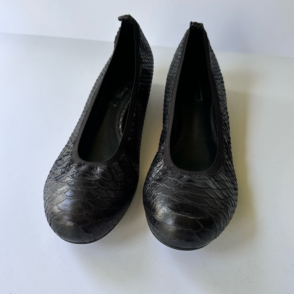 Theory Black Python Snakeskin Ballet Flats With L… - image 5